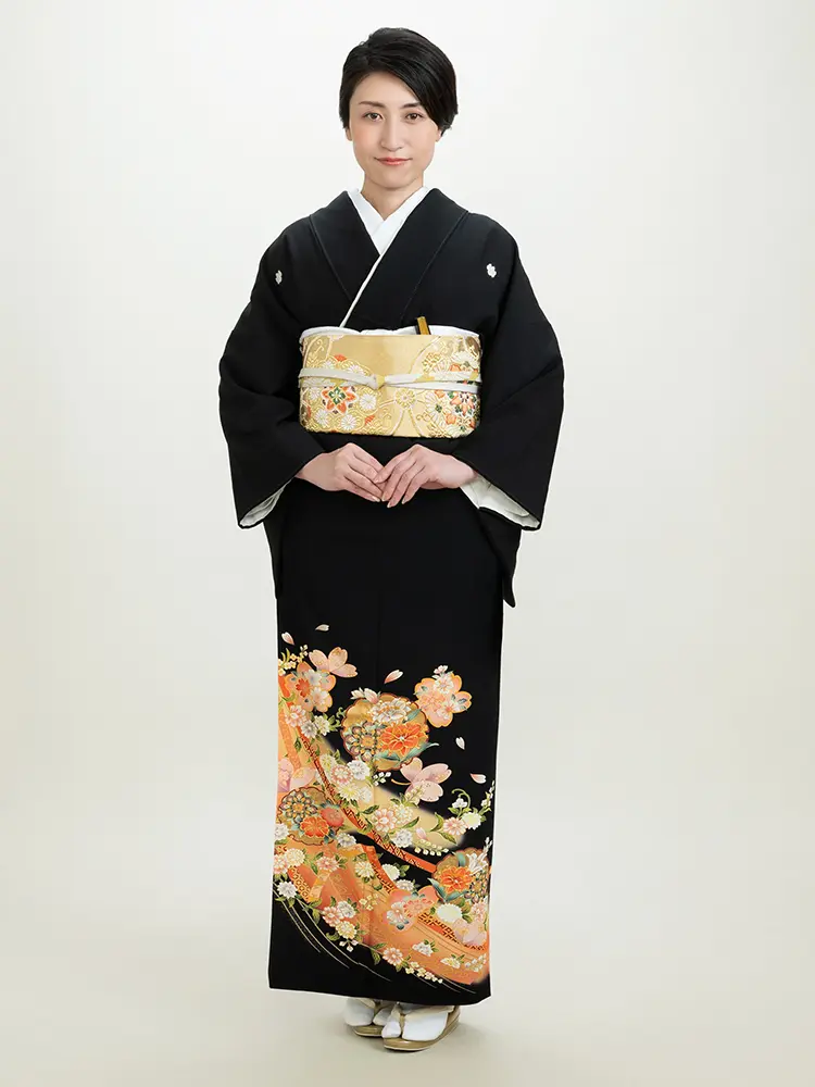 黒留袖／金彩花丸文に桜（AL0146）｜都民共済 モーニング・留袖